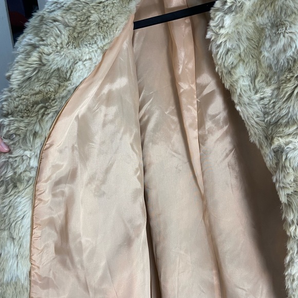 Wrap London Fur Coat - Picture 8 of 8